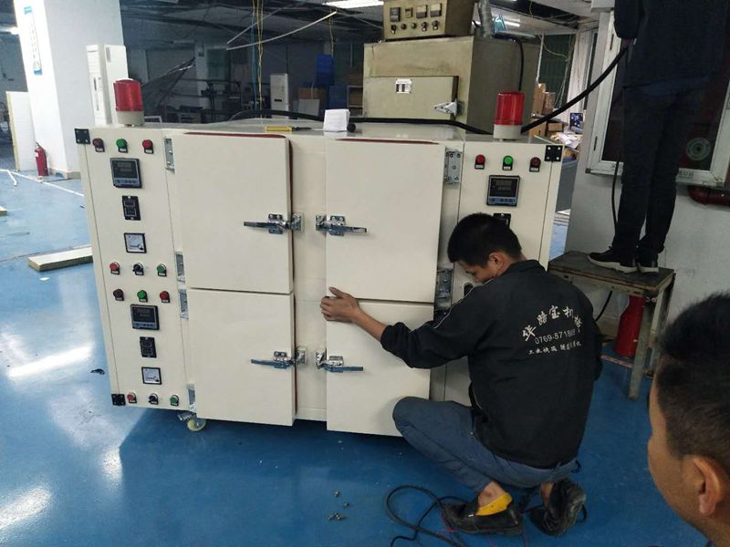 工業干燥設備恒溫烤爐的功能特點解析