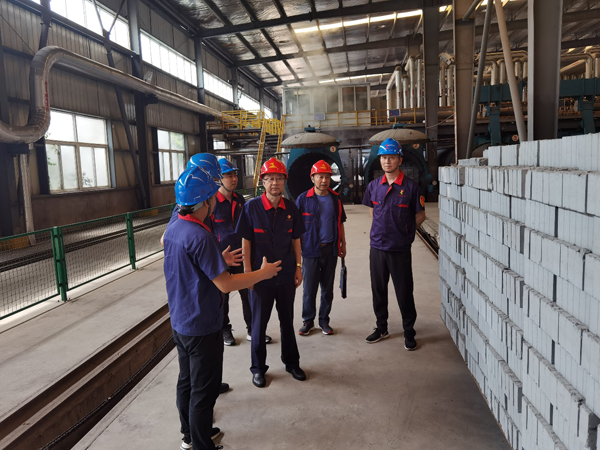 公司黨委書記調(diào)研建材業(yè)務 公司黨委書記調(diào)研建材業(yè)務